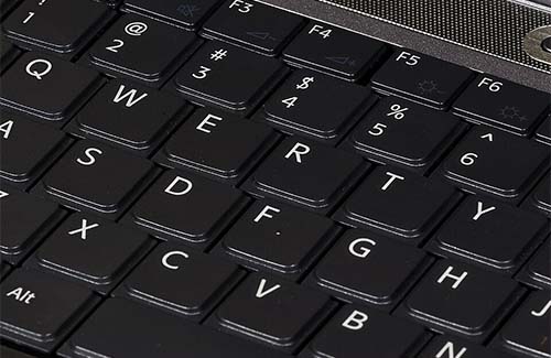 Origen del teclado QWERTY